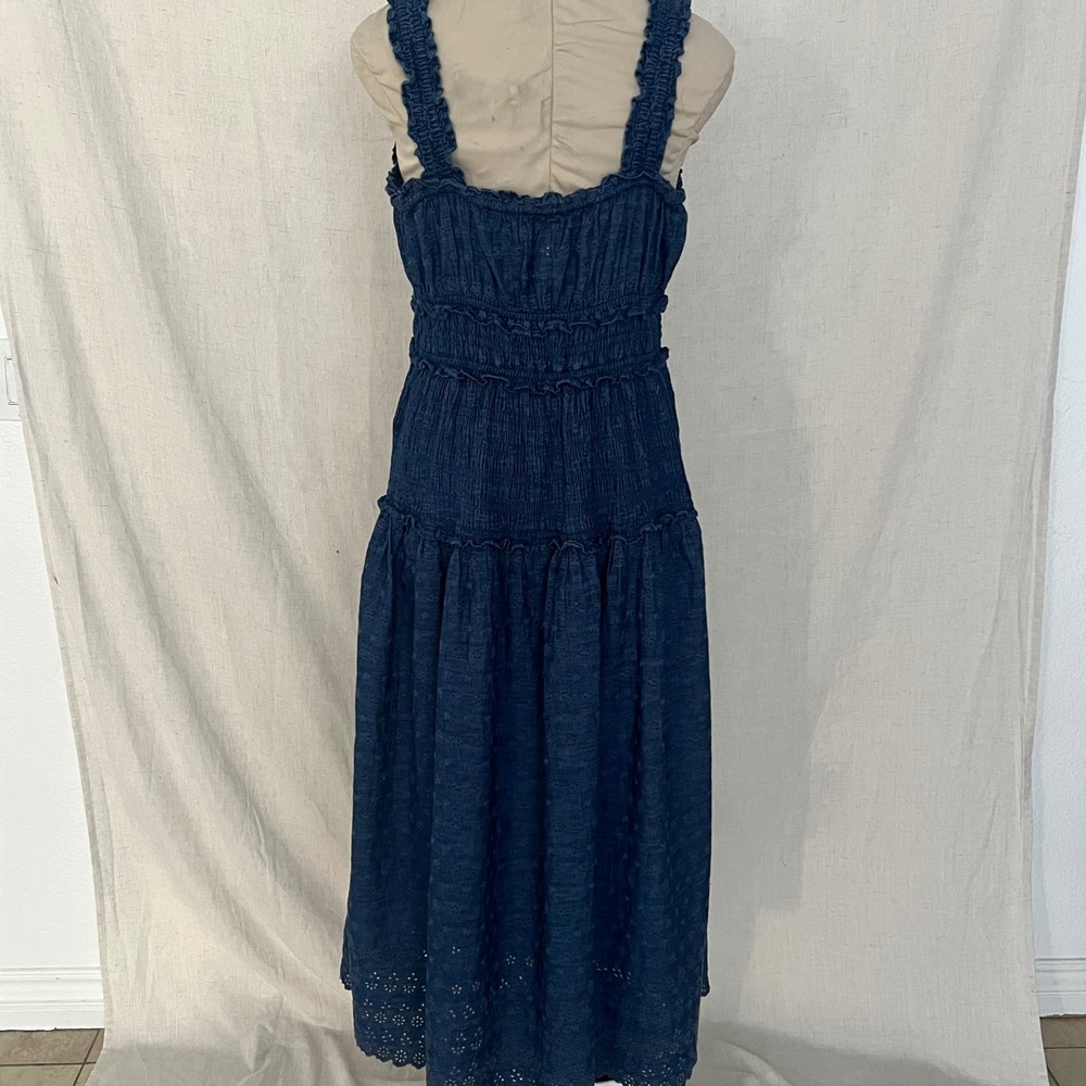 GAP DOEN Eyelet Tiered Maxi Dress Denim Blue Sleeveless Women's Size L - Picture 4 of 7